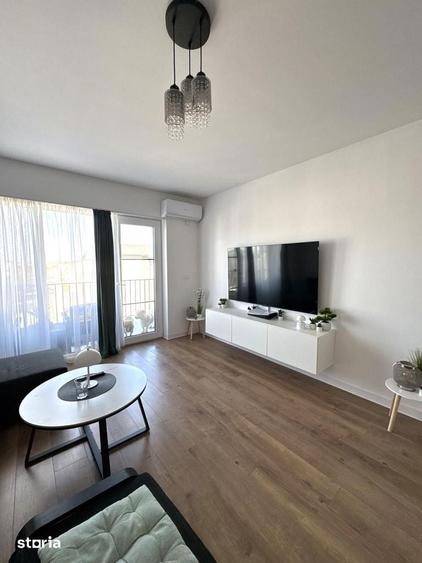 Apartament cu 2 camere decomandat în Girocului