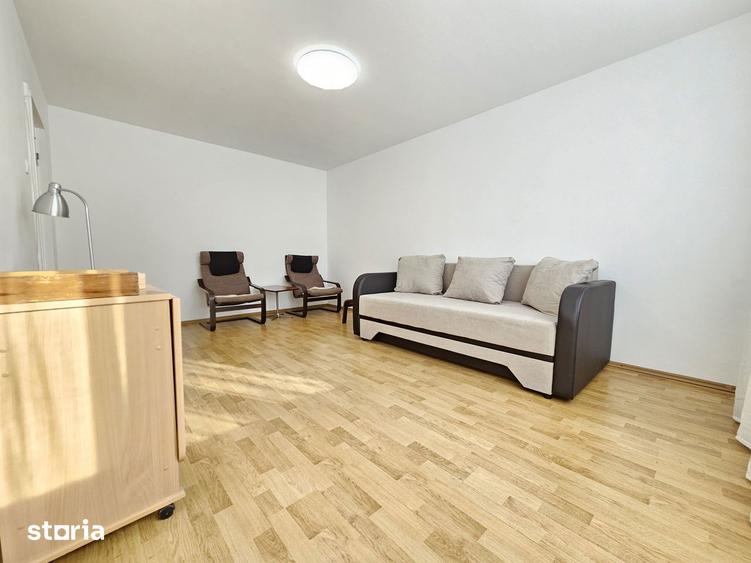 Apartament cu 3 camere decomandat, mobilat în Titan