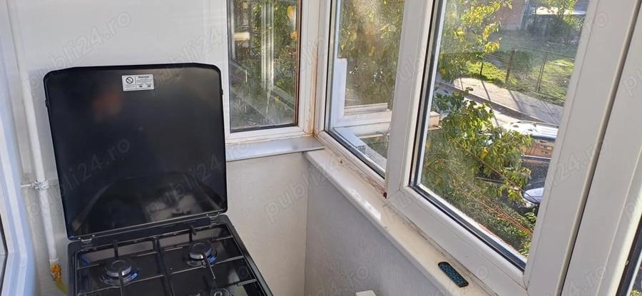 Garsonieră decomandată în Debarcader