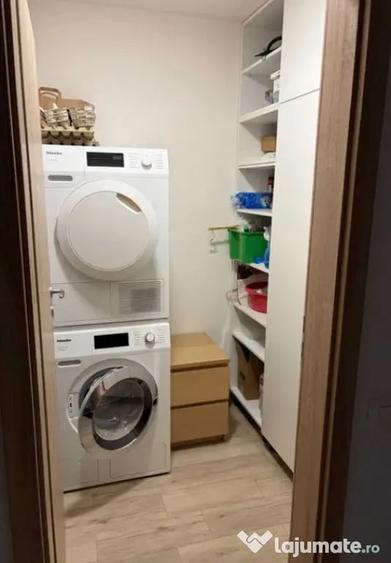Apartament cu 3 camere decomandat în Răcădău