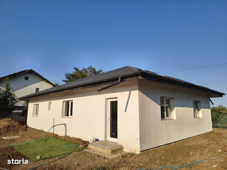Casă cu 4 camere cu Teren 550 Mp în Balotești