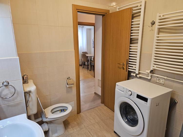 Apartament cu 2 camere decomandat în Drumul Taberei