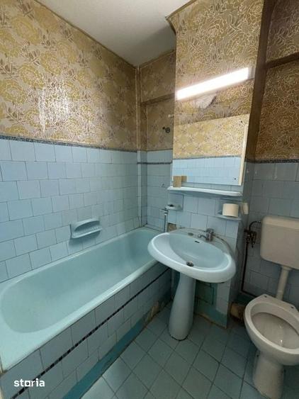 Apartament cu 3 camere decomandat în Ultracentral