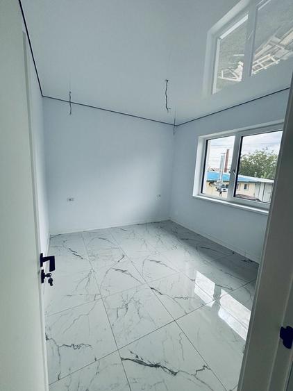 Casă cu 3 camere în Holboca