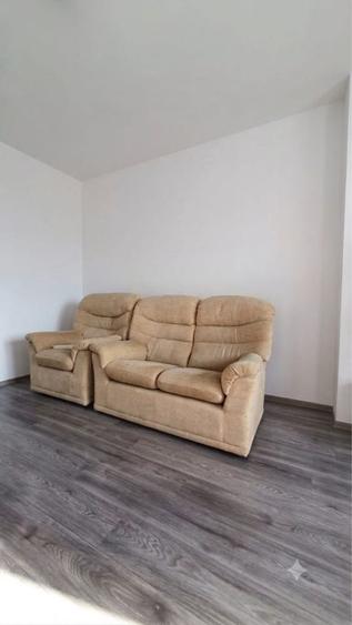 Apartament cu 2 camere semidecomandat în Berceni