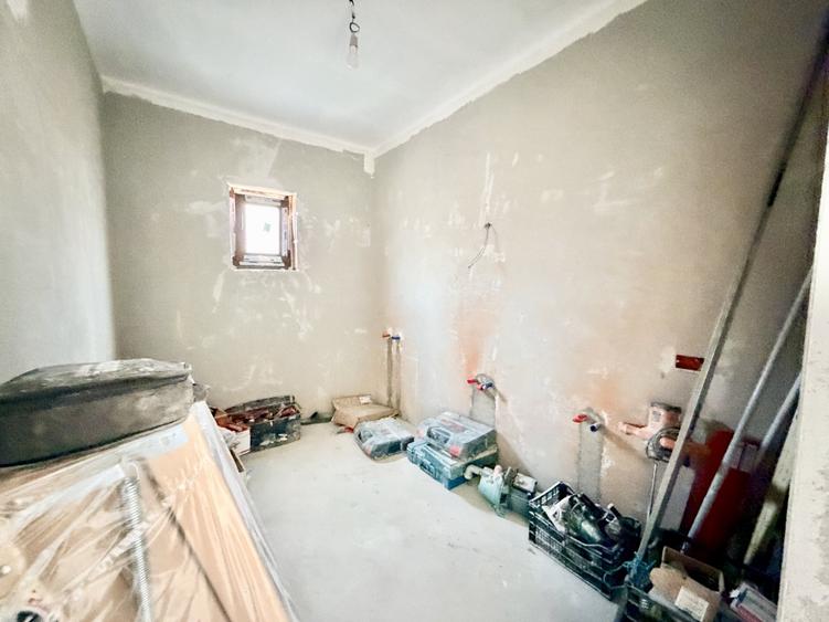 Duplex cu 3 camere cu Canalizare în Moșnița Nouă