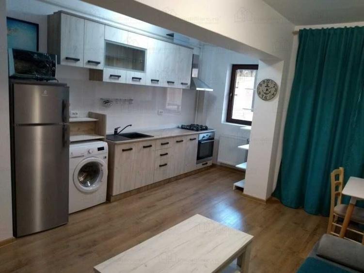 Apartament cu 2 camere semidecomandat în Lizeanu