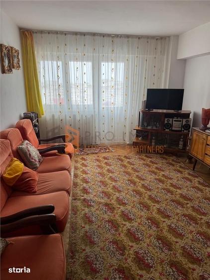 Apartament 3 camere cf 1 decomandat zona Centru - 3