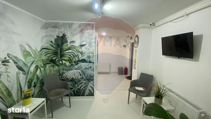 Spațiu comercial, de 77 mp, în Central