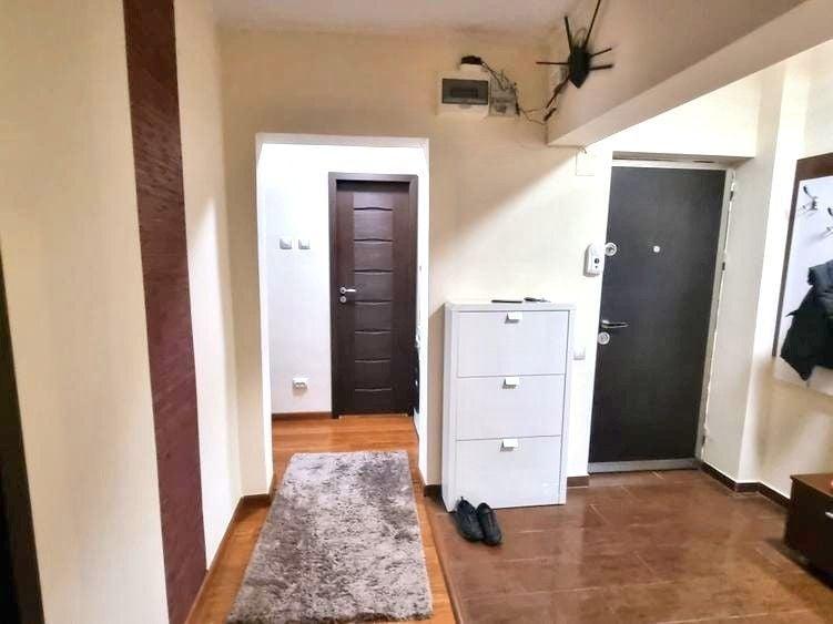 Apartament cu 3 camere decomandat, mobilat în 1 Decembrie 1918