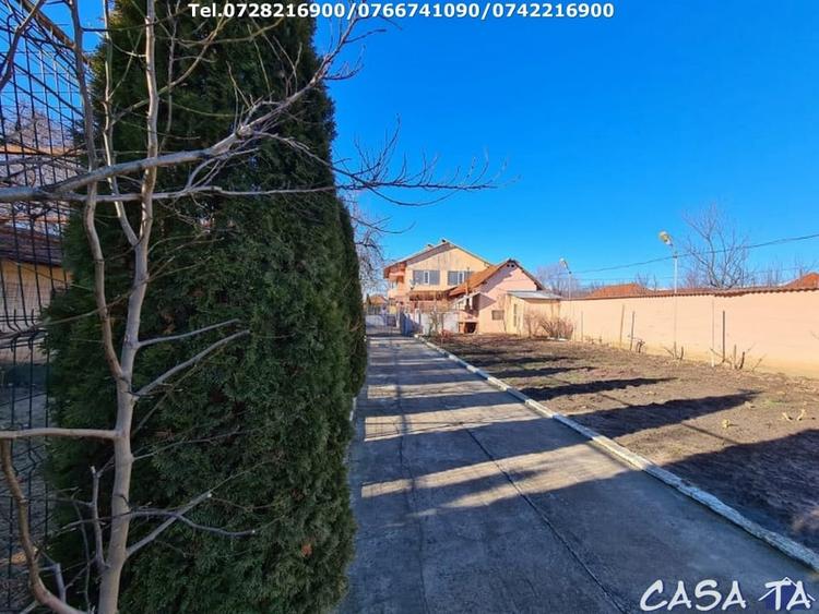 Casă individuală cu 5 camere cu Canalizare în Nord