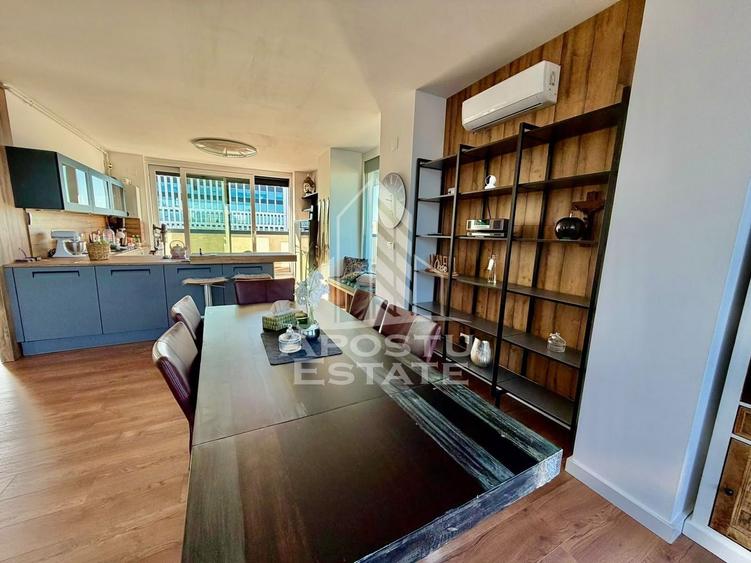 Apartament cu 3 camere decomandat, mobilat în Torontalului