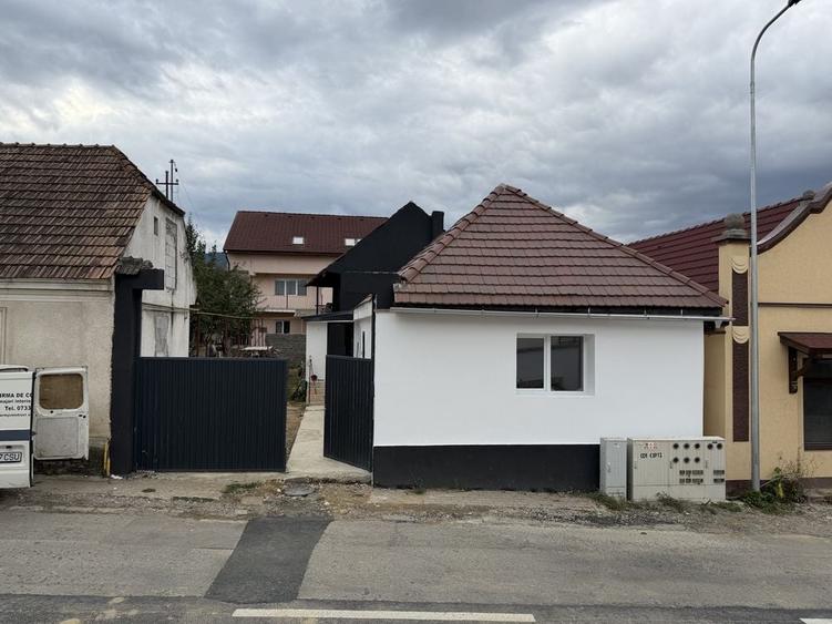 Casă cu 3 camere în Central