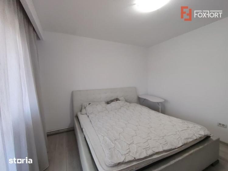 Apartament cu 3 camere decomandat, mobilat în Lunei