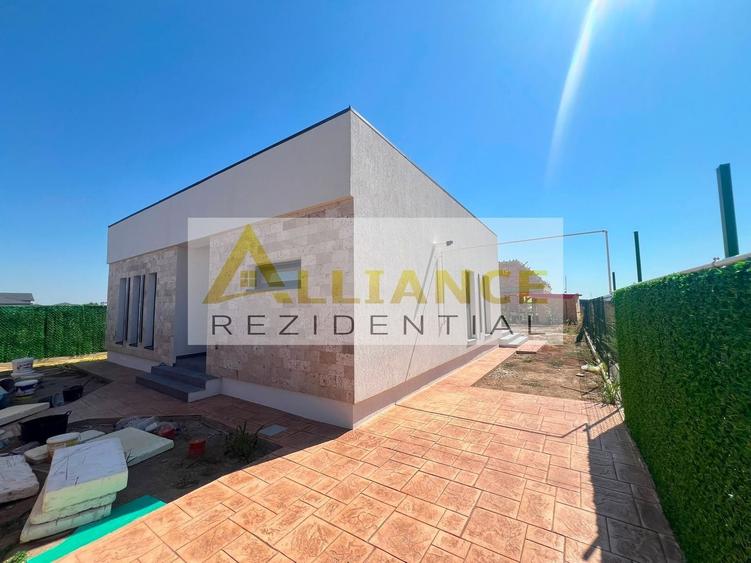 Casă individuală cu 3 camere cu Canalizare în Berceni
