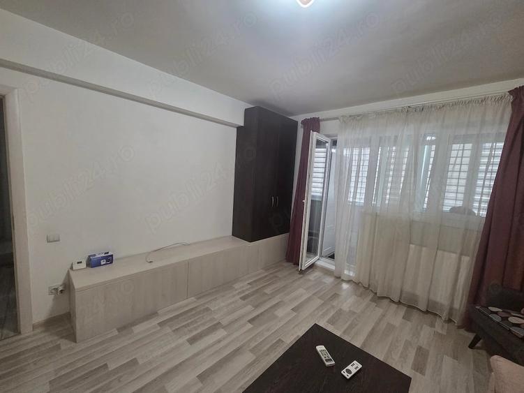 Inchiriere apartament 2 camere sector 4 - 8