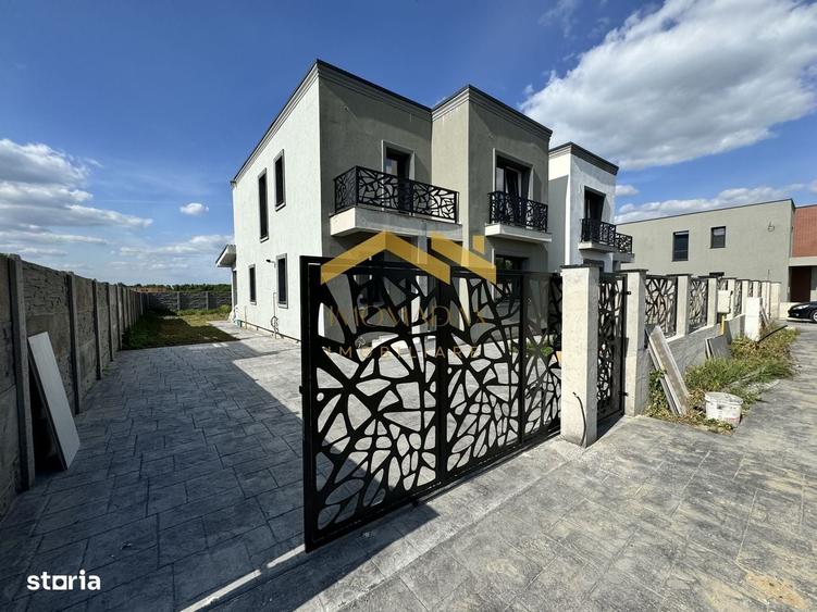 Casă cu 4 camere cu Teren 420 Mp în Bucovăț