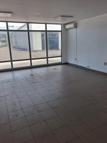 Spațiu comercial, de 590 mp, în Zona industrială