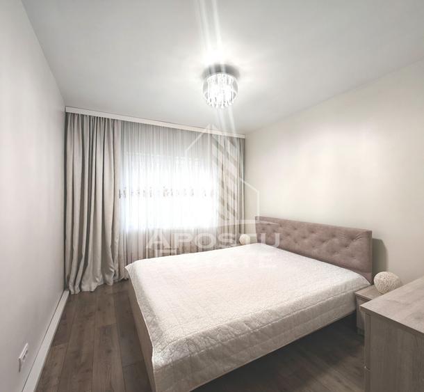 Apartament de vanzare, 4 camere, 2 bai, etajul 1, centrala proprie, Lipovei - 10