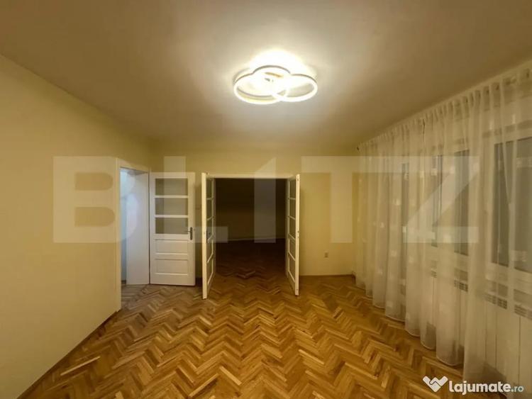 Apartament cu 4 camere decomandat în Titulescu
