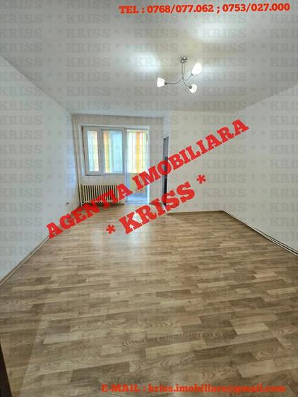 Garsonieră semidecomandată în Craiovei