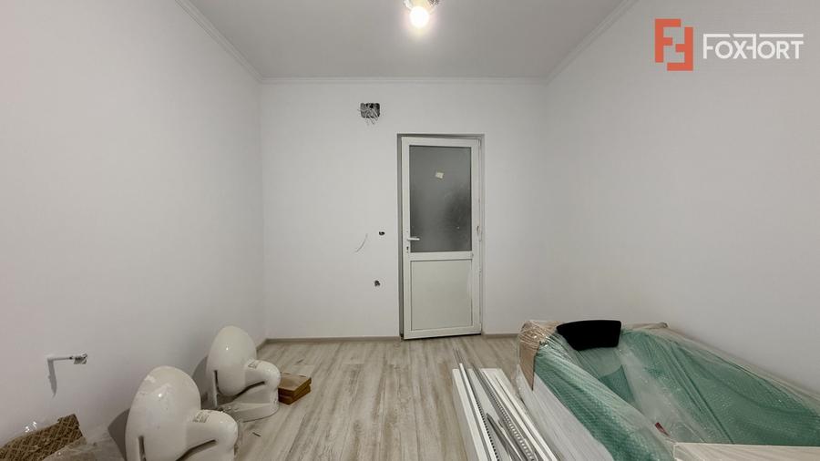 Duplex cu 4 camere cu Canalizare în Sânandrei