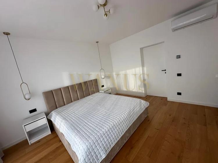 Duplex cu 5 camere cu Canalizare în Iris