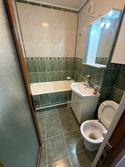 Garsonieră decomandată în Hipodrom