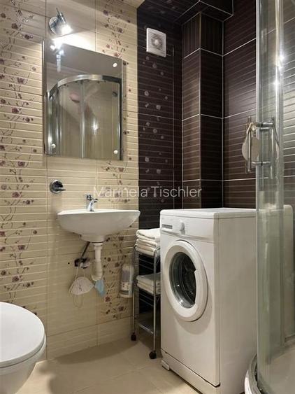 Vand ap.3camere,ultracentral,64mp,et.interm,centrala termica,2 balcoane,locatie