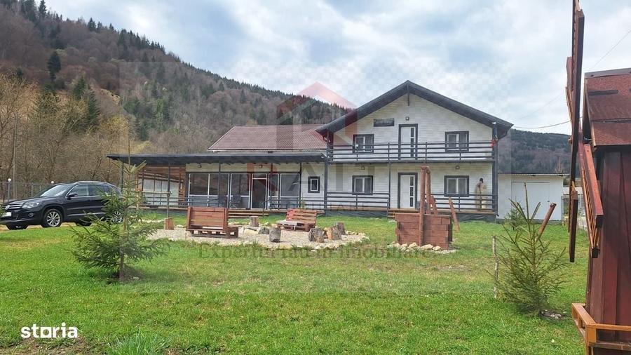 Casă cu 4 camere în Sătic
