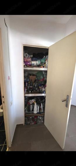 Apartament cu 2 camere decomandat în Craiovița Nouă
