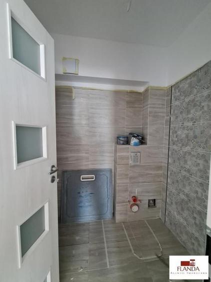 Casă cu 5 camere cu Canalizare în Chiajna