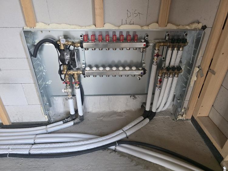 Casă cu 3 camere în Teleac