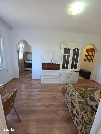 Apartament cu 2 camere în Micro 14