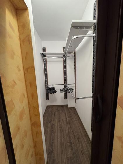 Apartament cu 4 camere decomandat în Ultracentral