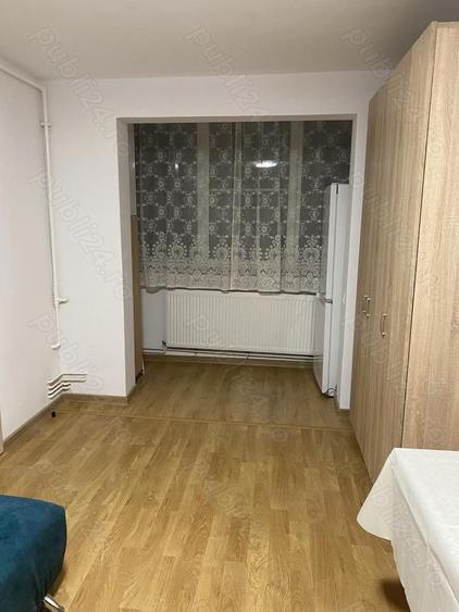 Garsonieră semidecomandată în Uzina 2