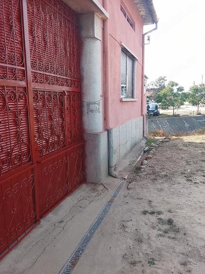 Casă cu Teren 140 Mp în Central