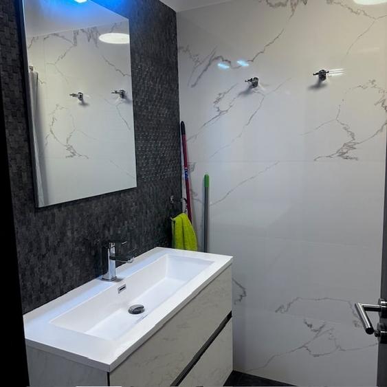 Apartament cu 2 camere semidecomandat în Băneasa — fotografia 3