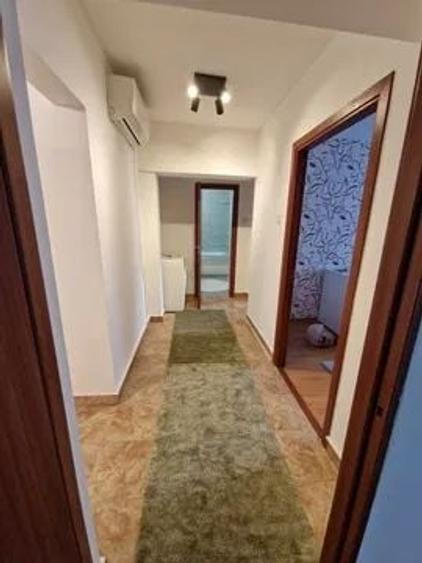 Apartament cu 3 camere decomandat, mobilat în Lujerului