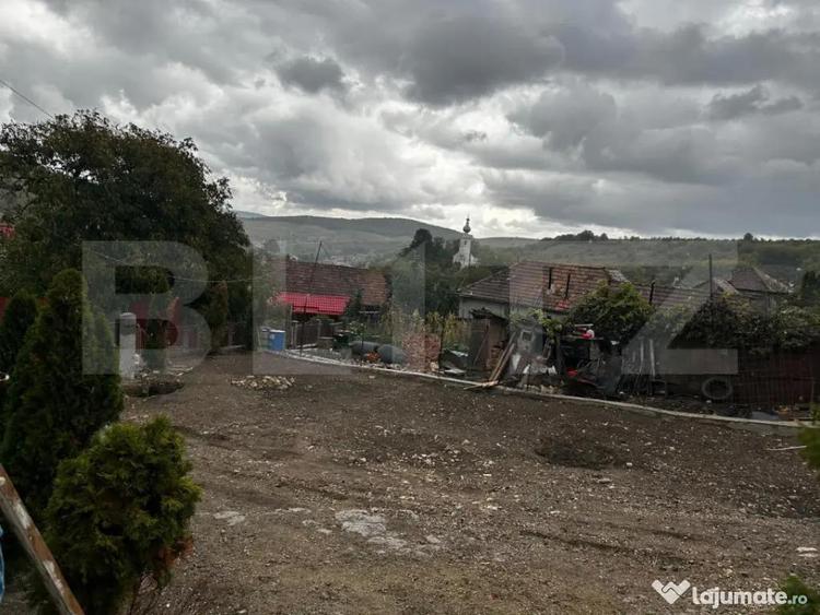 Casă cu 4 camere cu Teren 550 Mp în Baciu