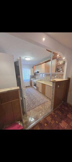 Apartament cu 3 camere în Mărăști