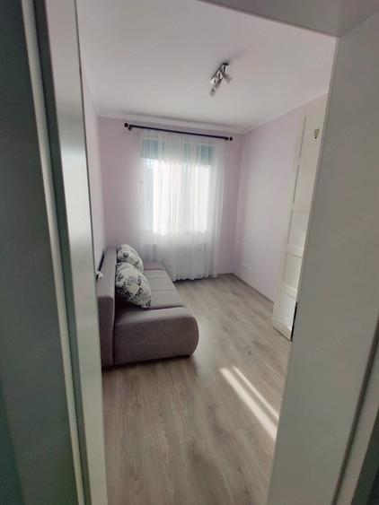 Apartament cu 3 camere semidecomandat în Braytim