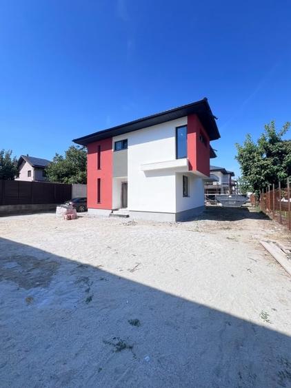 Casă individuală cu 5 camere cu Canalizare în Bragadiru
