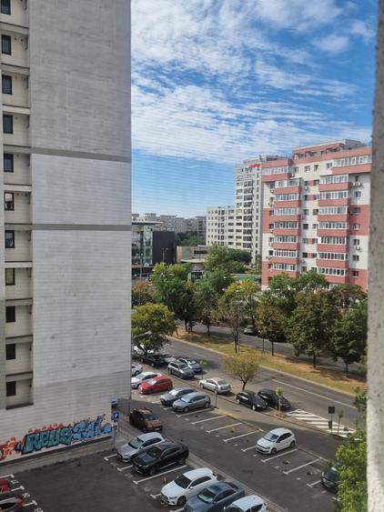 Apartament cu 2 camere decomandat în 13 Septembrie