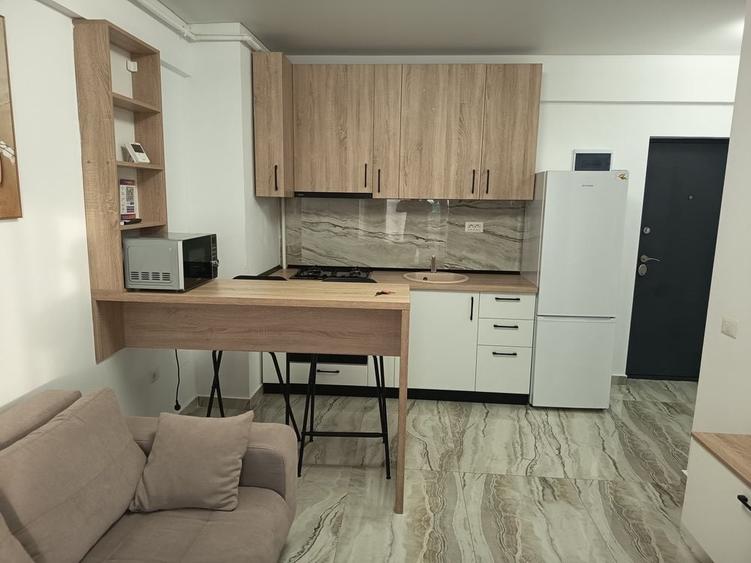 Apartament cu 2 camere semidecomandat în Chiajna