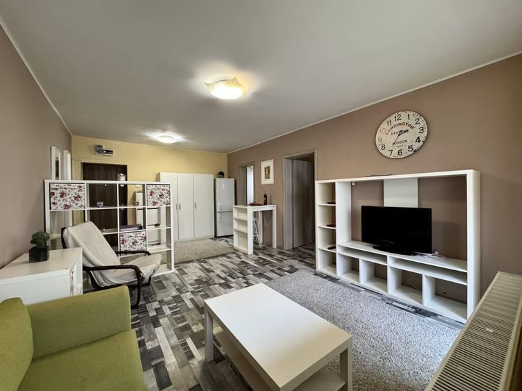 Apartament cu 2 camere semidecomandat, mobilat în Drumul Taberei