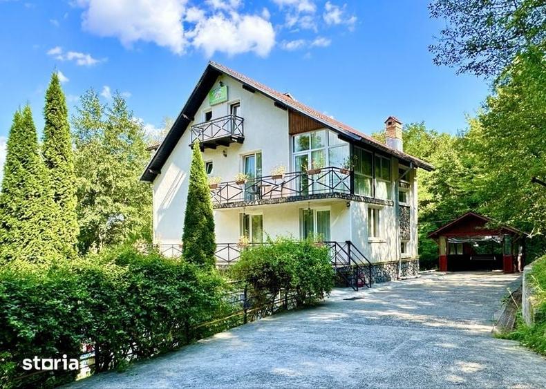 Casă cu 4 camere cu Teren 511 Mp în Poiana