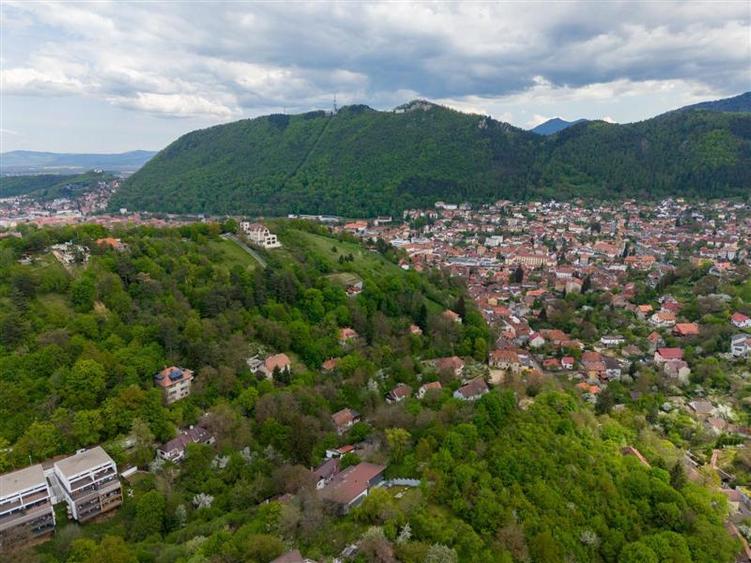 Apartament cu 3 camere circular, mobilat în Drumul Poienii