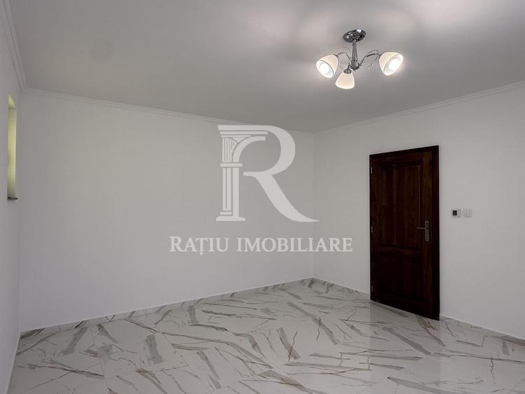 Casă individuală cu 4 camere cu Canalizare în Sântandrei