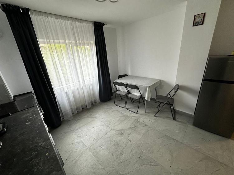 Apartament cu 2 camere decomandat în Sebastian